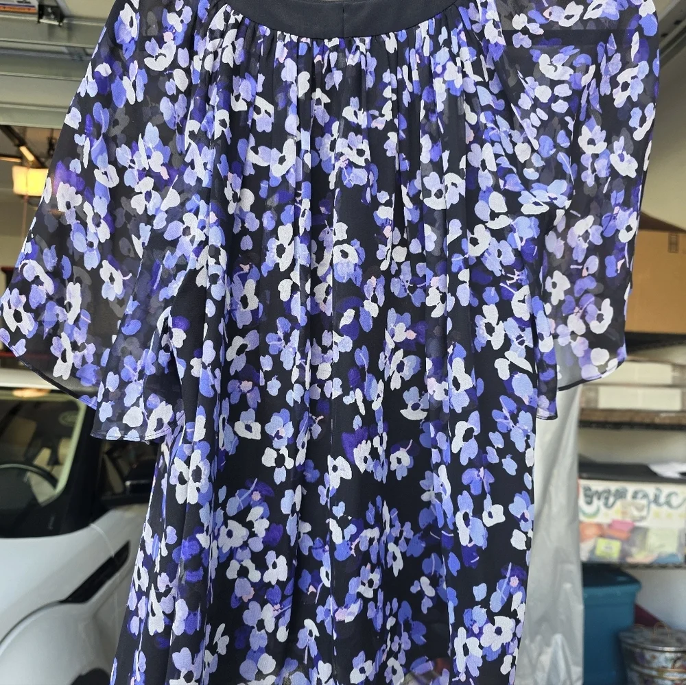 Kate Spade Floral 100% Silk Blouse with Puff Sleeves Small P2P 19